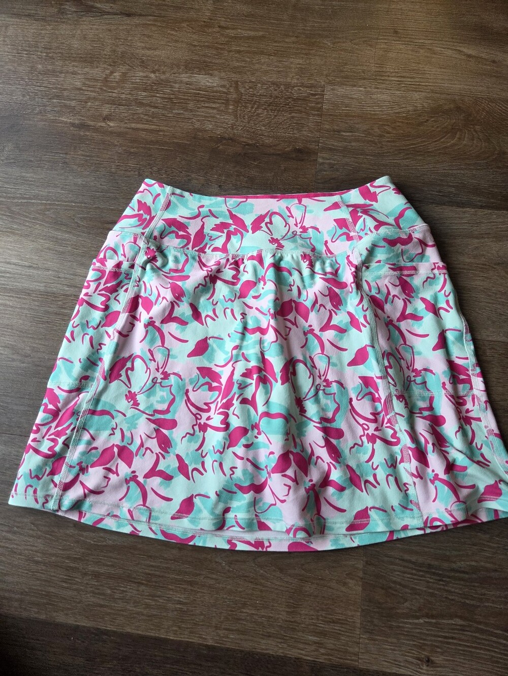 Skechers GoWalk GoFlex Athletic Skort Womens Pink & Turquoise Floral size Medium